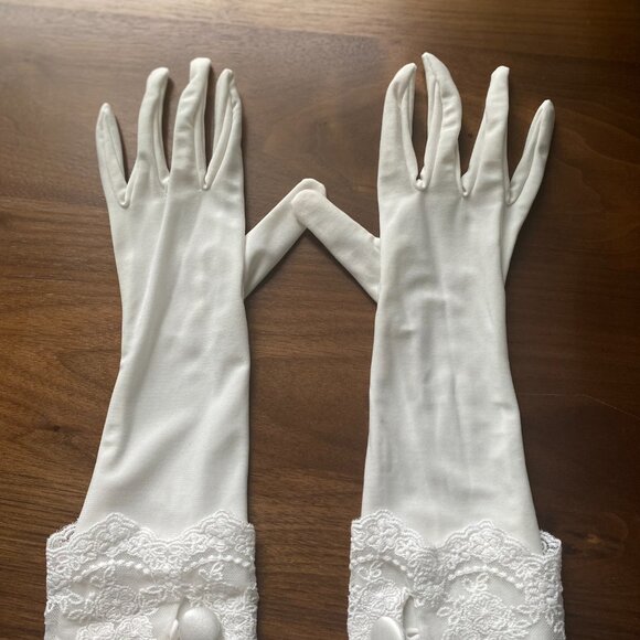 Bridal gloves - Picture 5 of 8